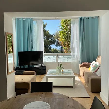 Neuf, 2 Chambres, Climatisé, Route Des Sanguinaires * Ajaccio (Corsica)