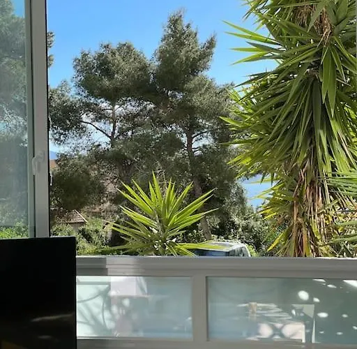 Appartement Neuf, 2 Chambres, Climatisé, Route Des Sanguinaires *