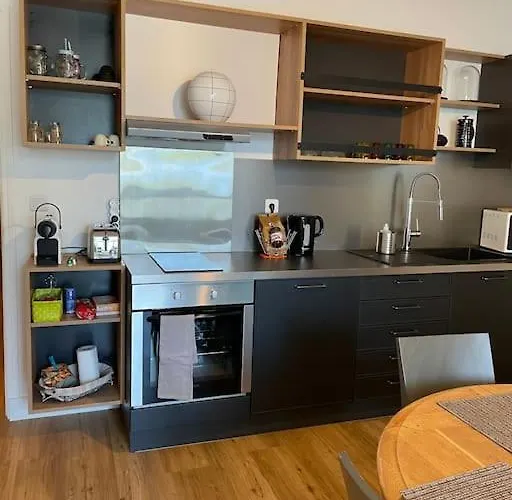 Neuf, 2 Chambres, Climatisé, Route Des Sanguinaires * Ajaccio (Corsica)