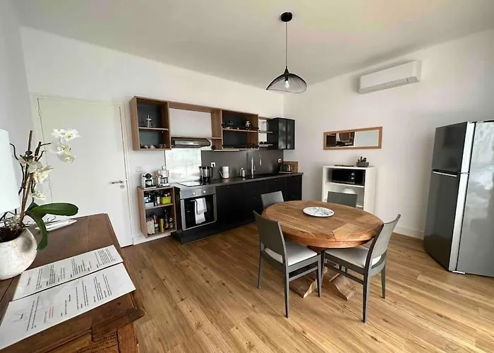 Apartment Neuf, 2 Chambres, Climatise, Route Des Sanguinaires *